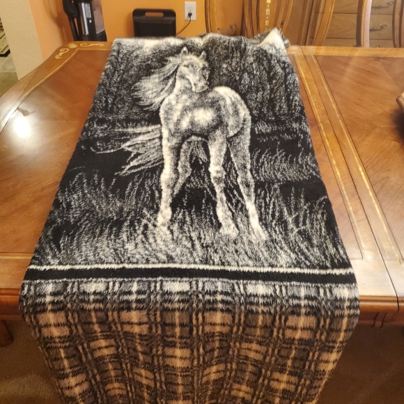 Earth Ragz Zipped Blanket Size 78 X 48 - Picture 6 of 14